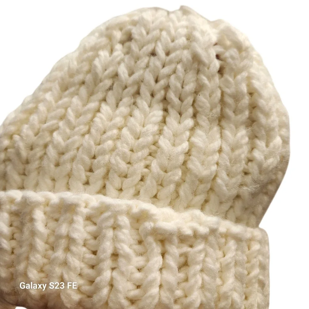 Free People Beanie‎ Women OS White Chunky Knit Faux Fur Pom Pom Hat⁹